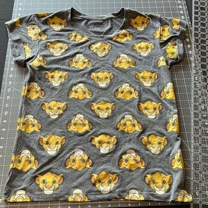#126D Disney Lion King tee, front, back and sleeve graphics, size Large.